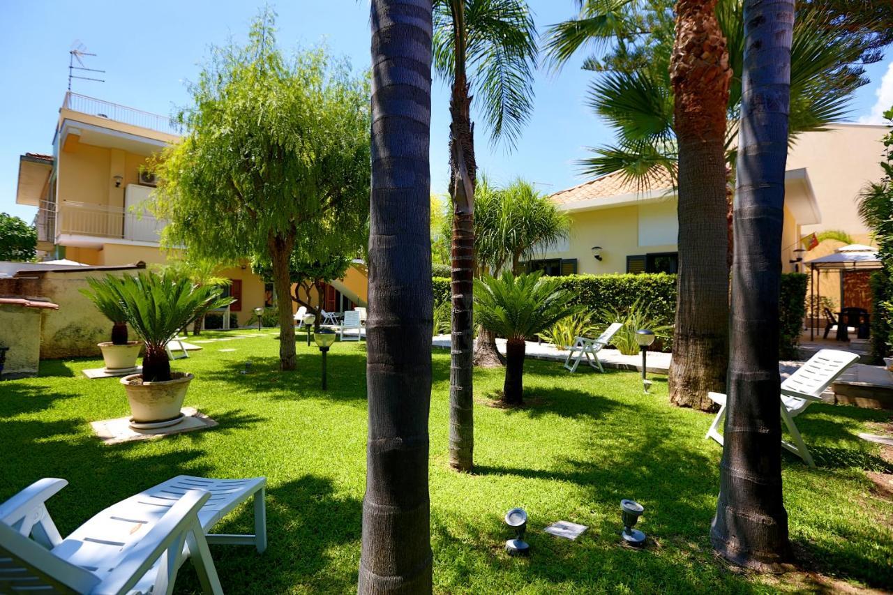 Re Sole La Dependance - Casa Vacanza M E R C U R I O Avola Dış mekan fotoğraf