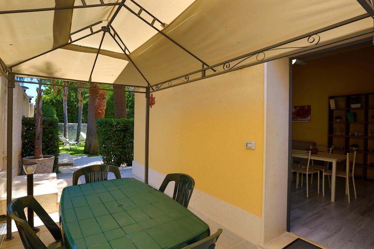 Re Sole La Dependance - Casa Vacanza M E R C U R I O Avola Dış mekan fotoğraf